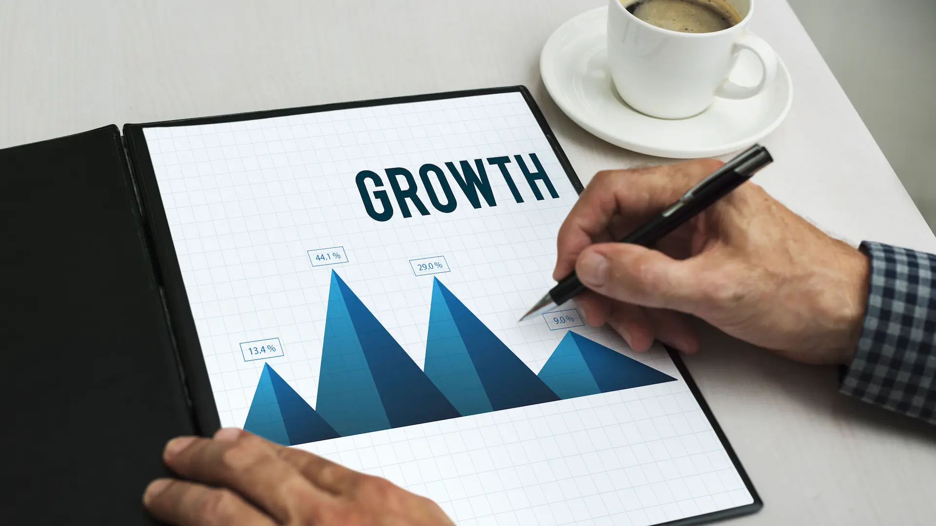 data-development-performance-research-concept - AI Ondernemers Data development performance research concept